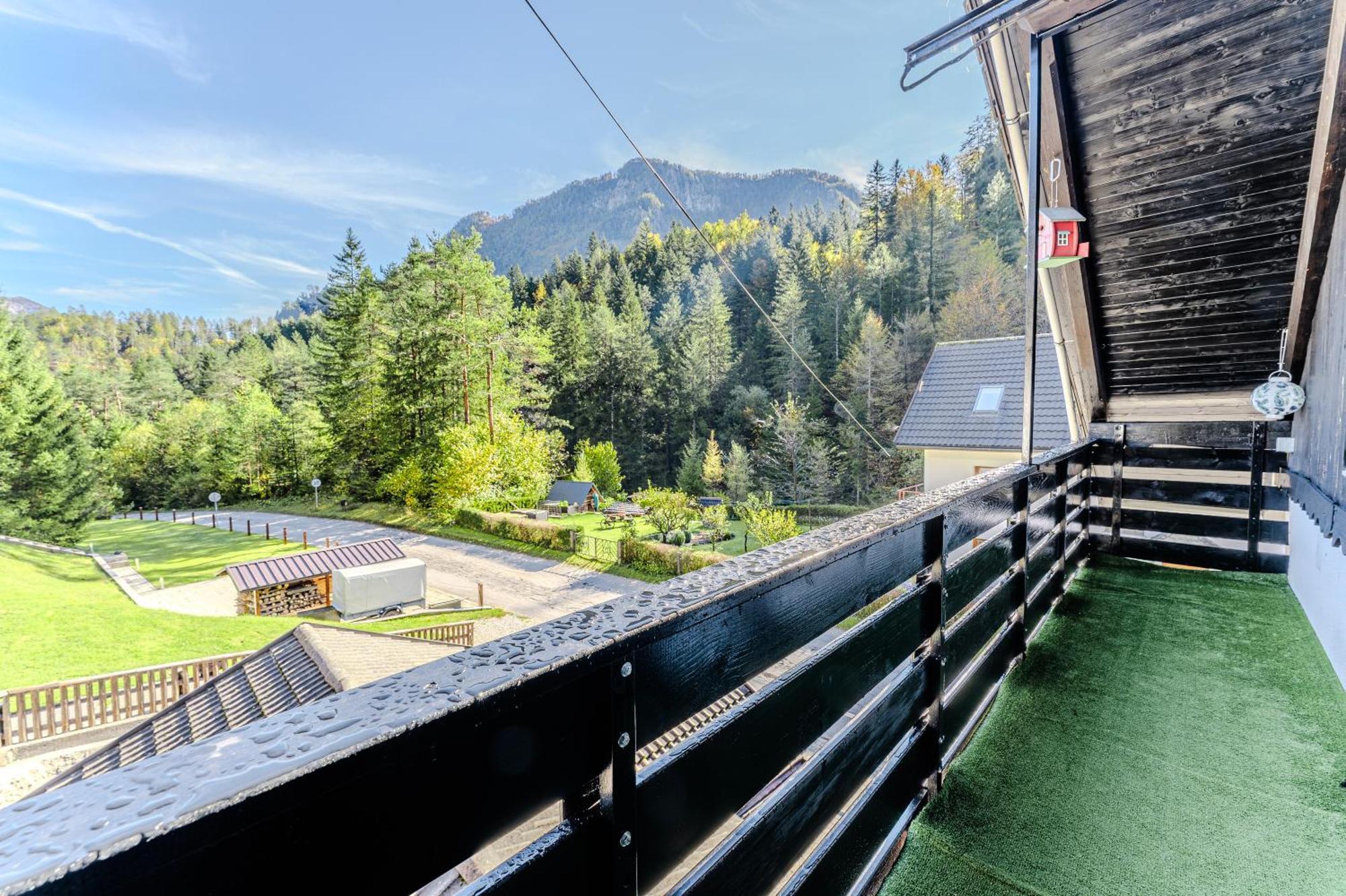 Idyllic Triglav Forest Retreat - Alps, Trails, Lakes, Falls Mojstrana Luaran gambar