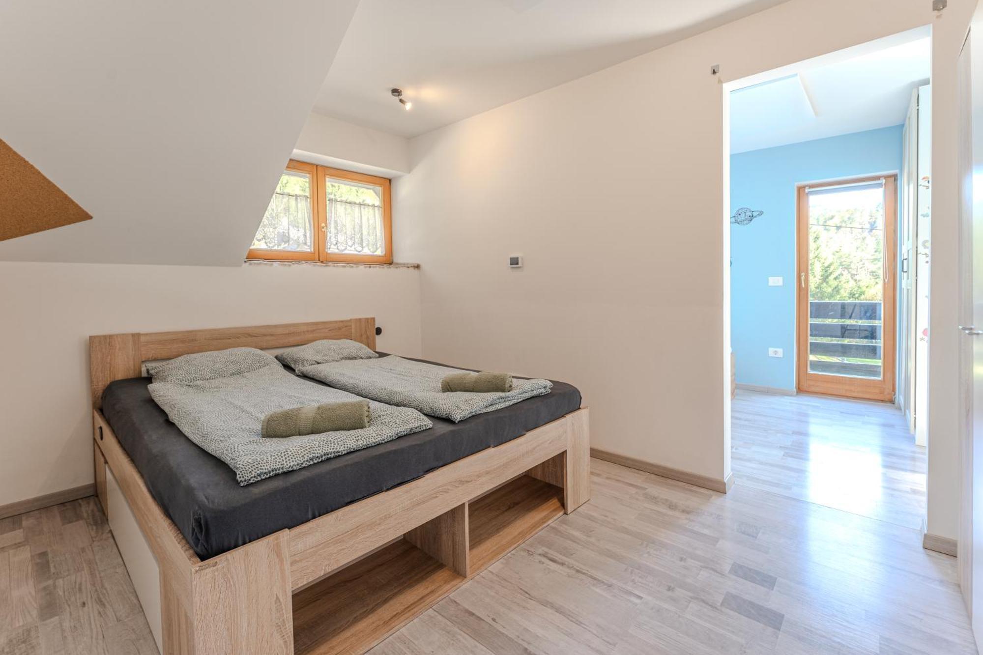 Idyllic Triglav Forest Retreat - Alps, Trails, Lakes, Falls Mojstrana Luaran gambar